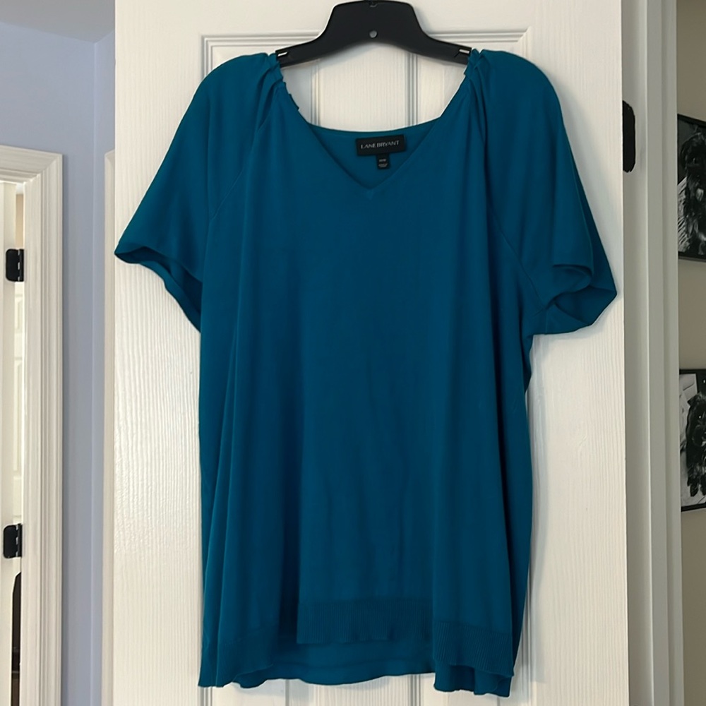 Short sleeve sweater
